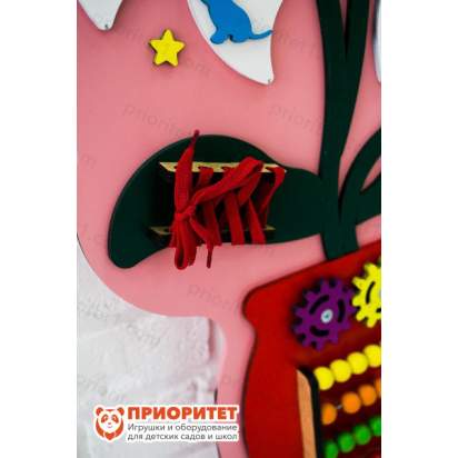 Бизиборд «Ромашка» со шнуровкой