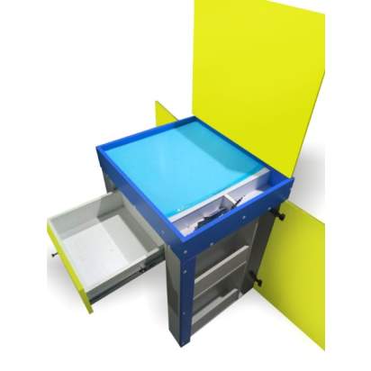 Световой стол для песочной анимации «Отличное решение» с полками вид сбоку