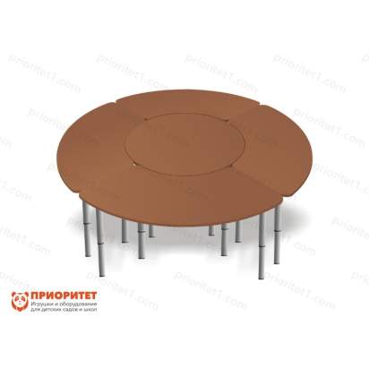 stol-rastushij-na-reguliruemyh-nozhkah-v-krugu-druzej-korichnevyj